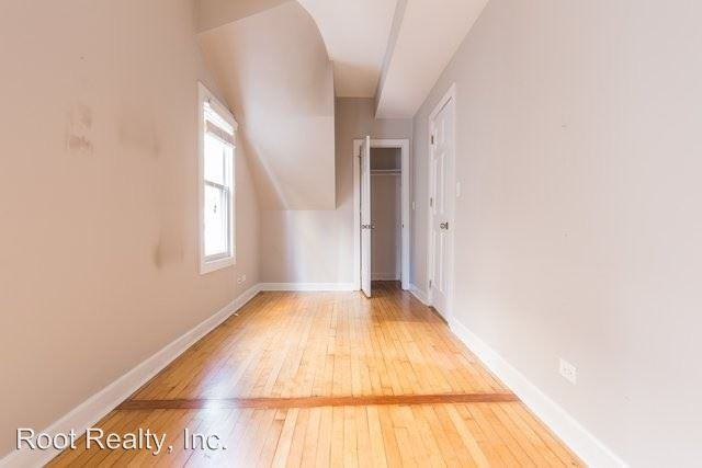 2122 N. Sawyer Avenue - Photo 3 of 10