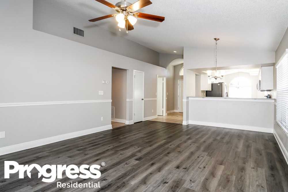 2006 Thornbush Pl - Photo 3 of 18