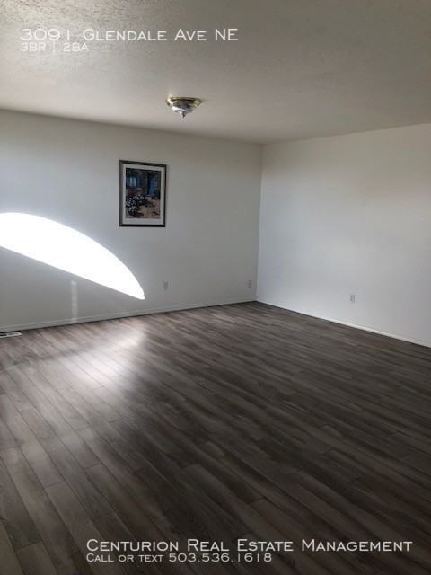 3091 Glendale Ave NE - Photo 3 of 20