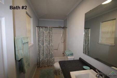 160 Pleasant Hill Ln - Photo 3 of 11