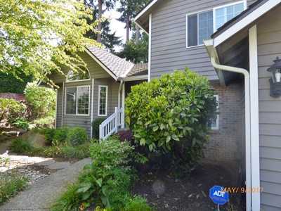 1011 16th Ct - Photo 3 of 19