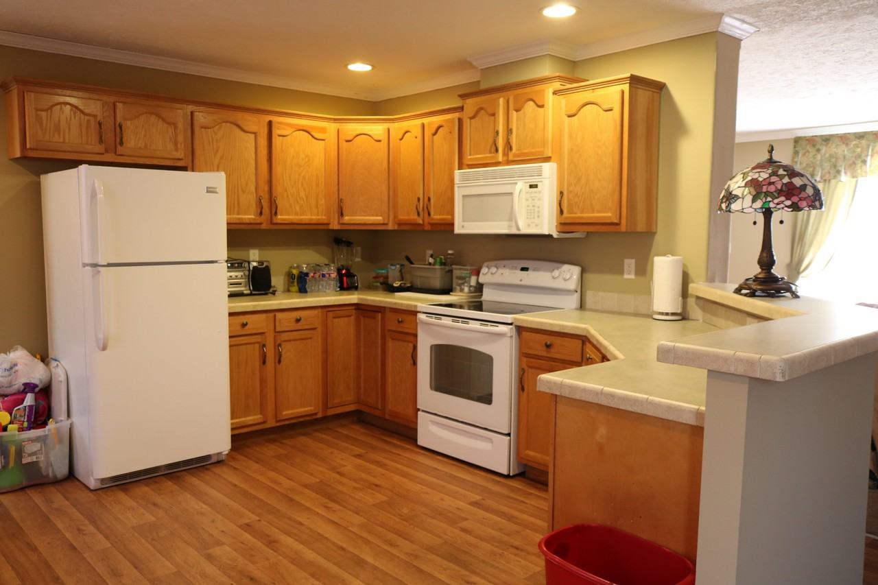 152 Cedar Dr - Photo 2 of 9