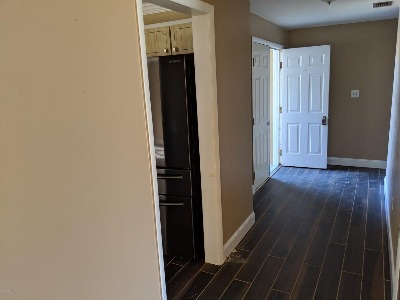 981 Elkcam Blvd - Photo 3 of 17