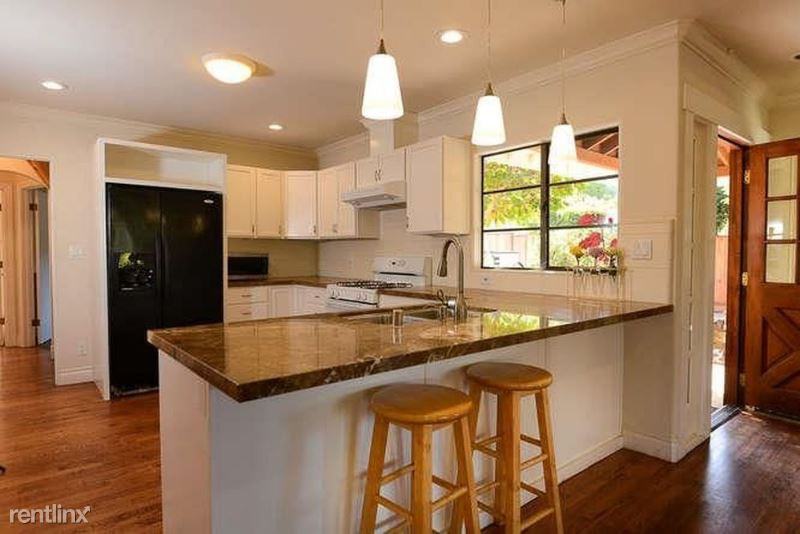 68 Live Oak Rd - Photo 3 of 9