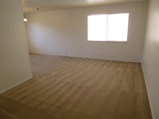 8313 Ruidoso Rd NE - Photo 3 of 10