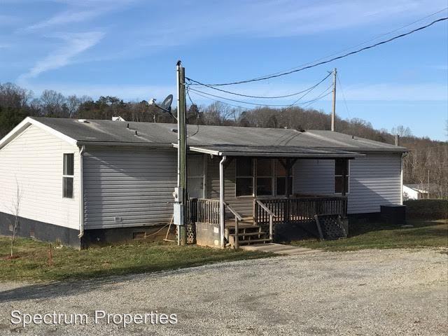 840 Tyne Gray Rd - Photo 2 of 18