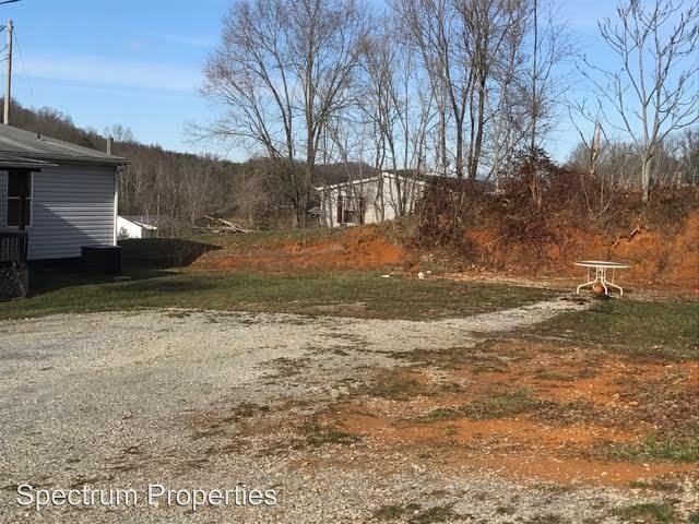 840 Tyne Gray Rd - Photo 3 of 18