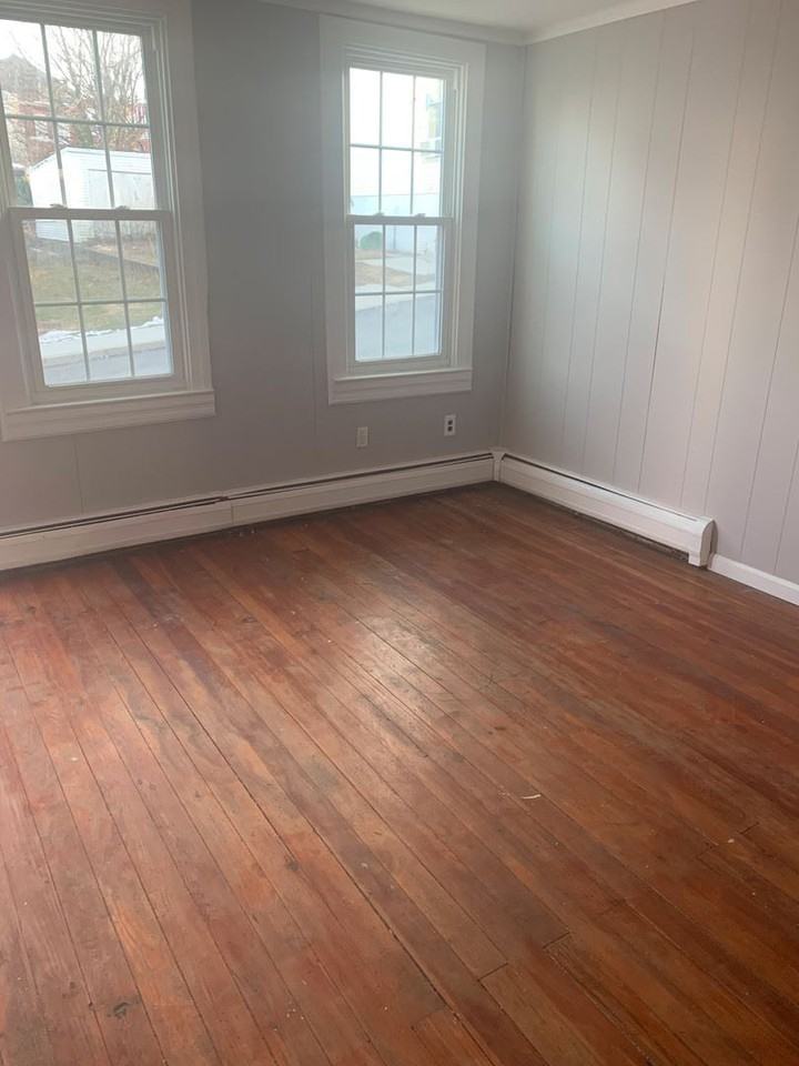 31 W 8th Ave - Photo 3 of 11