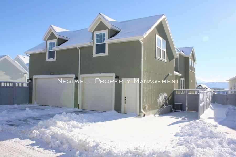 5088 W Beach Comber Way