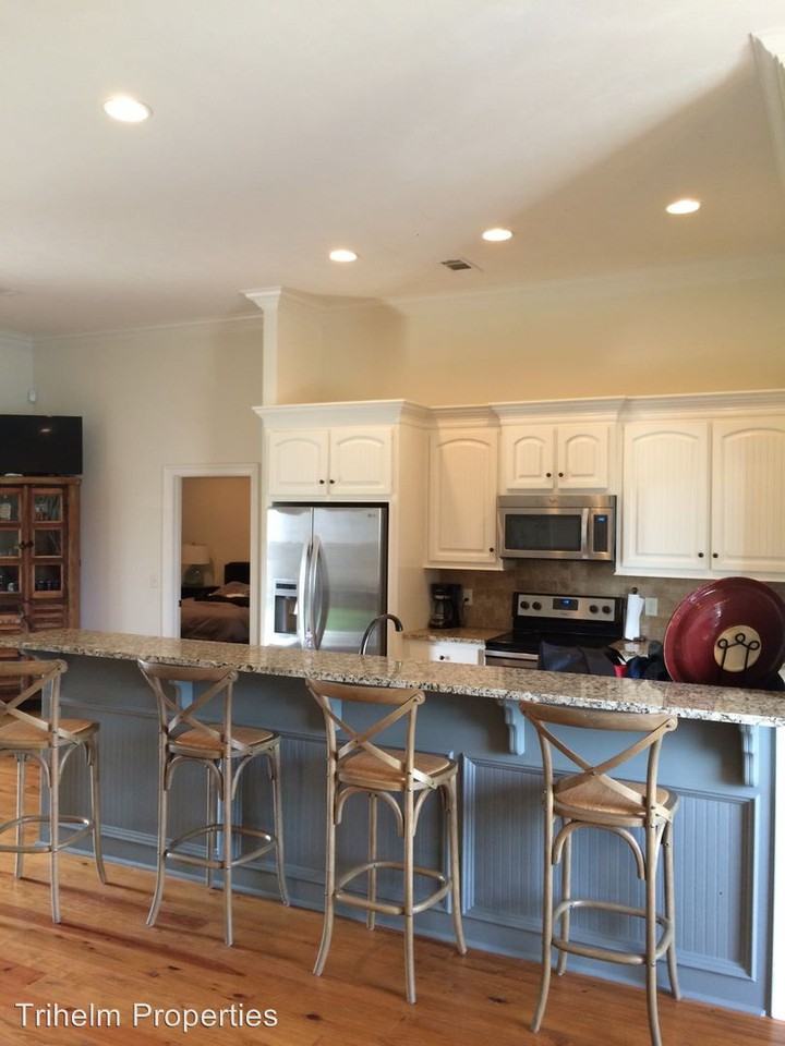 131 Ashbrooke Blvd - Photo 3 of 10