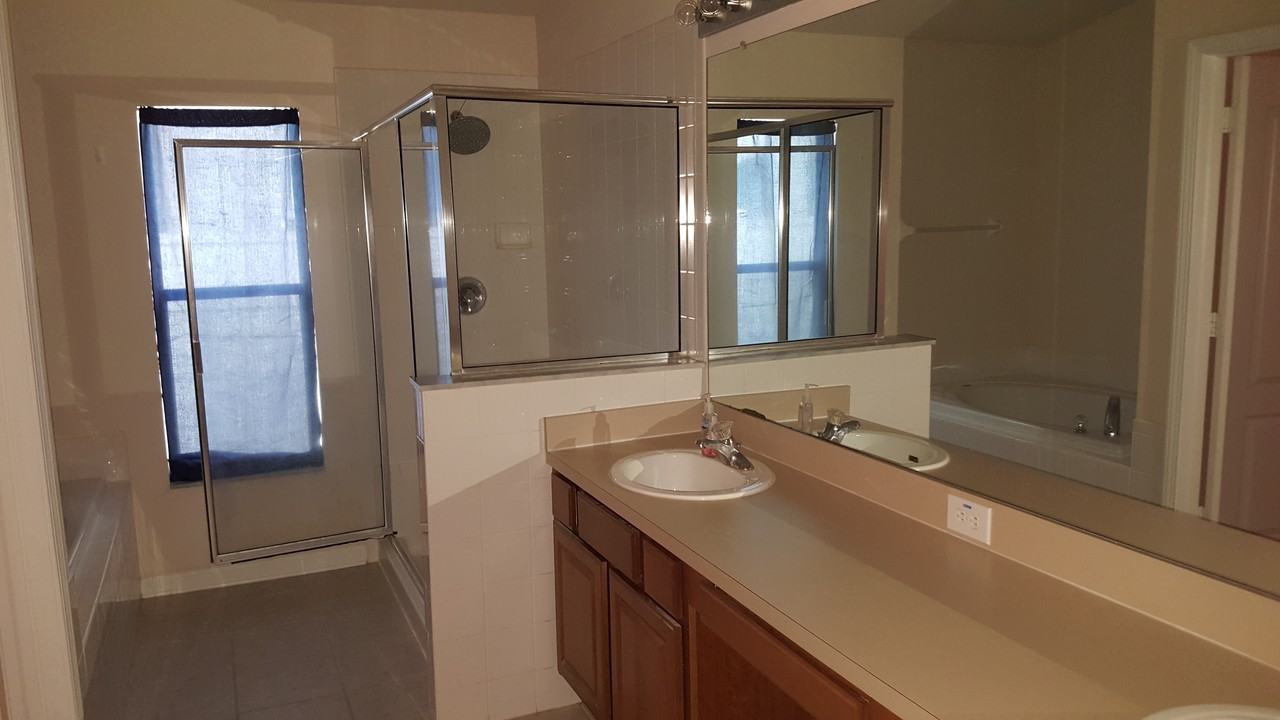 7624 Granitville Dr - Photo 6 of 39