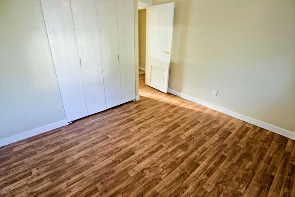 1344 Lodge Terrace - Photo 3 of 6