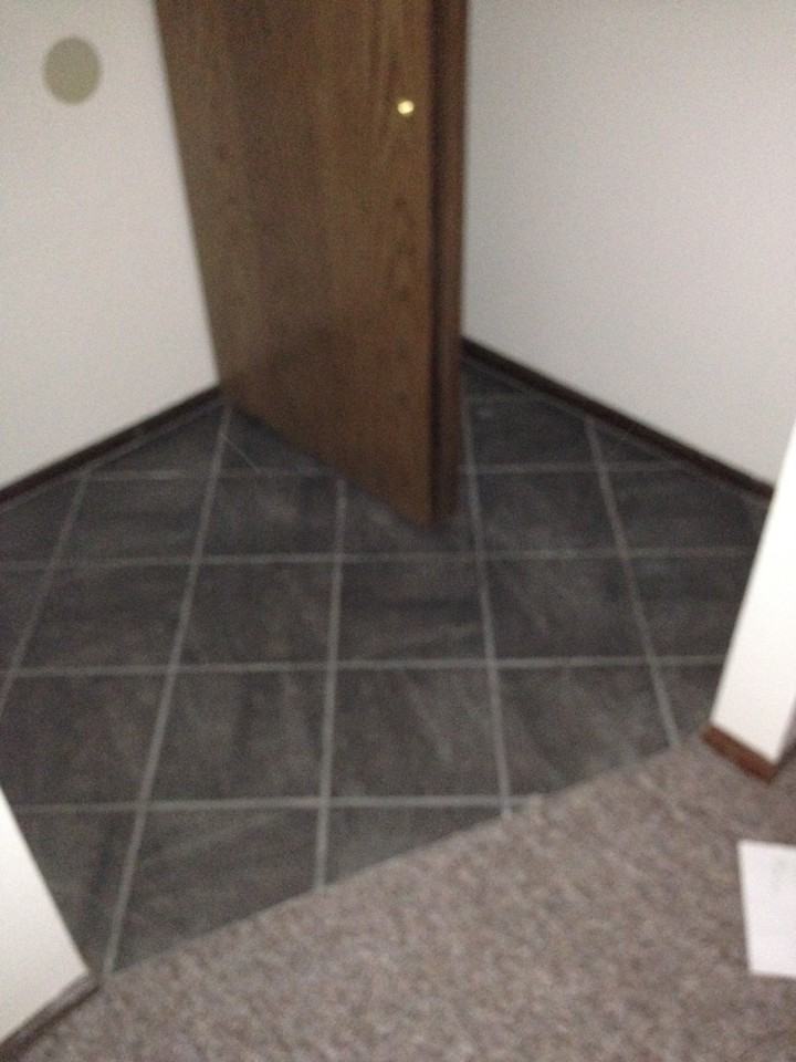 8931 N Swan Rd - Photo 2 of 12