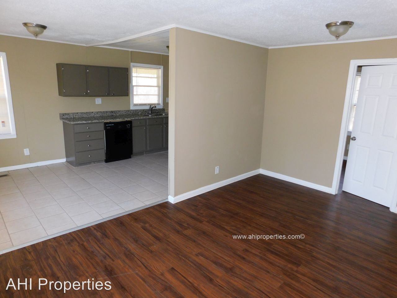 2191 Old Alton Rd - Photo 2 of 7