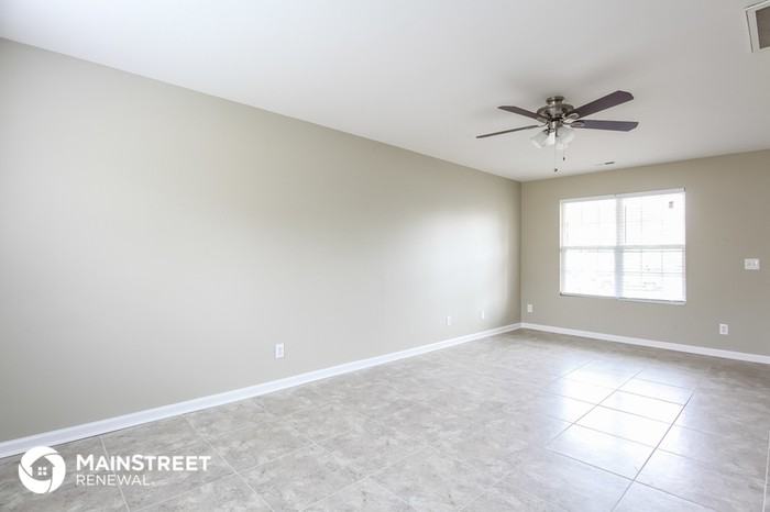 3709 Roseheim Ct - Photo 3 of 14