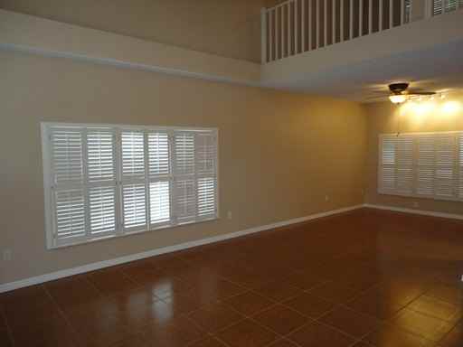 809 Frankford Dr - Photo 3 of 20