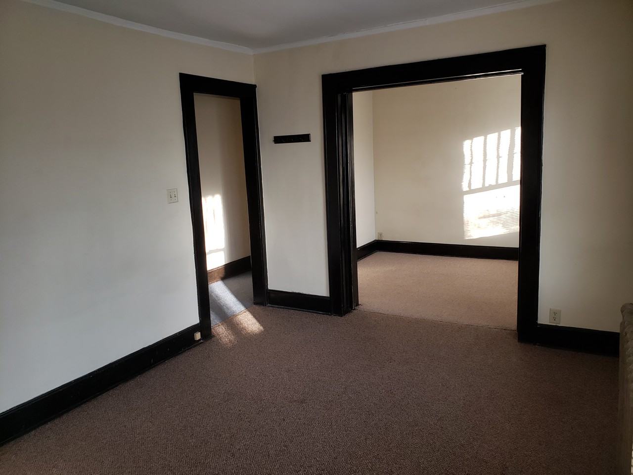 88 Potomac Avenue - Photo 2 of 8