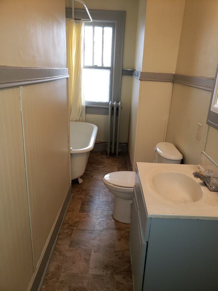 88 Potomac Avenue - Photo 3 of 8