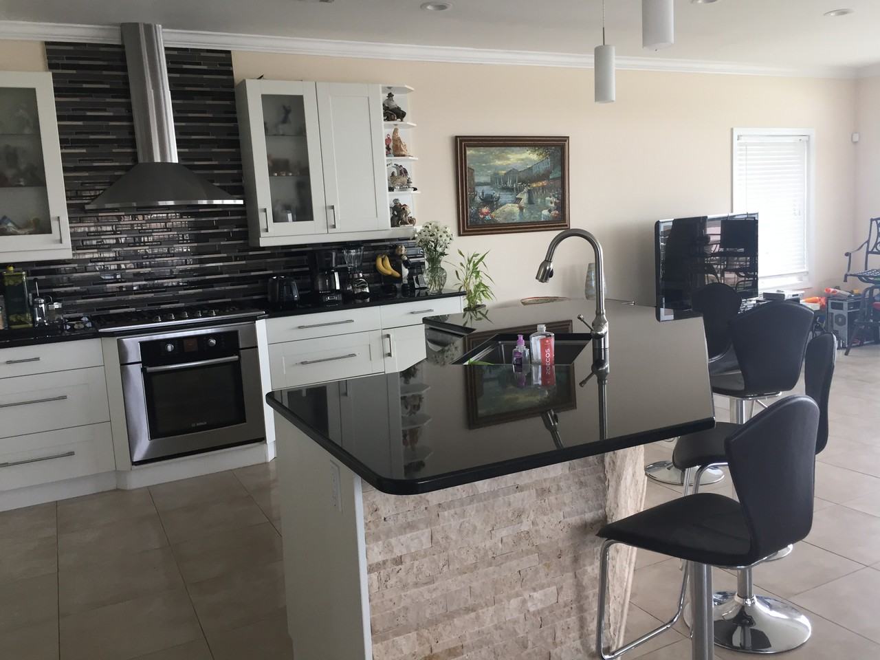 40 Island Park Pl - Photo 2 of 11