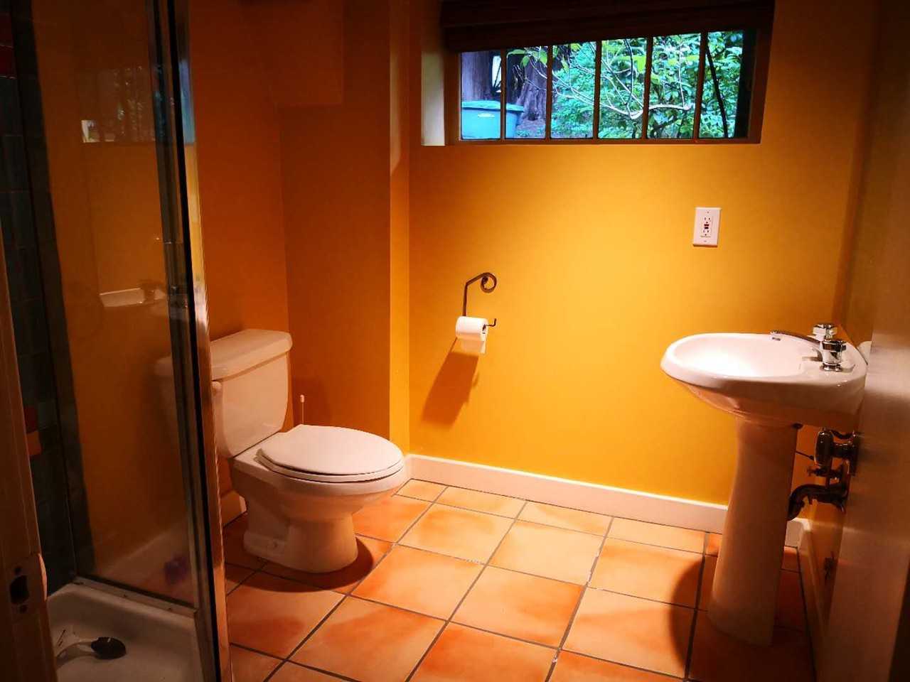 5947 Highbury Street - Photo 3 of 10