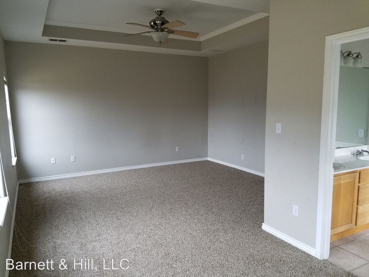 2001 Morrow Ln - Photo 3 of 12