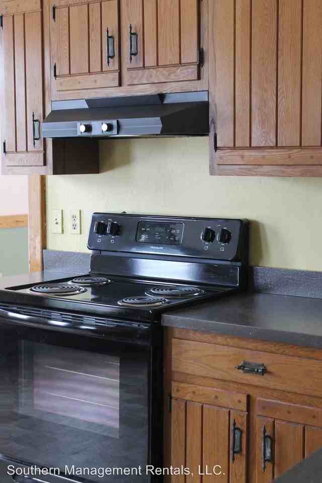 17704 Barrens Rd N - Photo 2 of 14