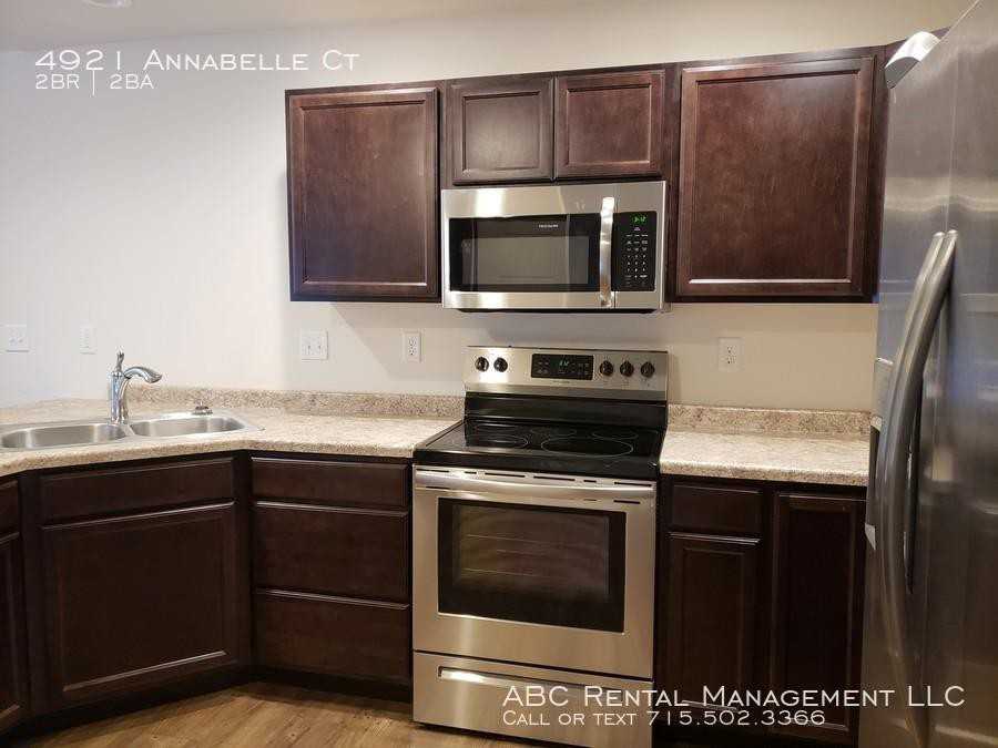 4921 Annabelle Ct - Photo 3 of 24