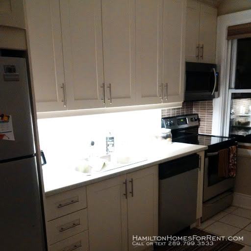 88 Huxley Ave S - Photo 2 of 19