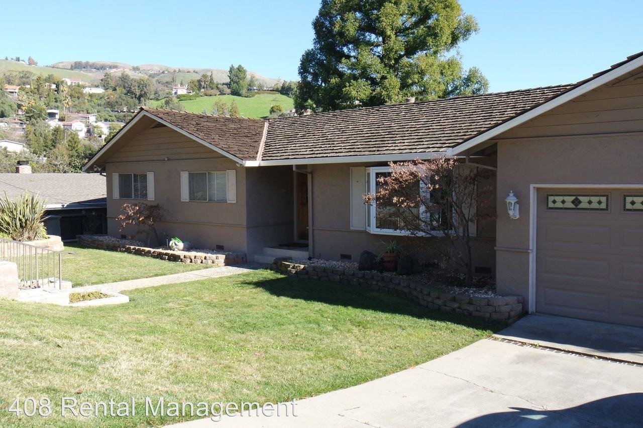 14950 Jeanette Ln - Photo 2 of 35