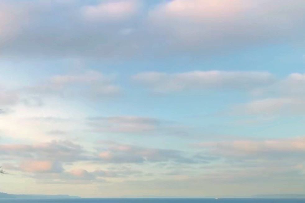 2361 NW Blue Ridge Dr - Photo 3 of 12