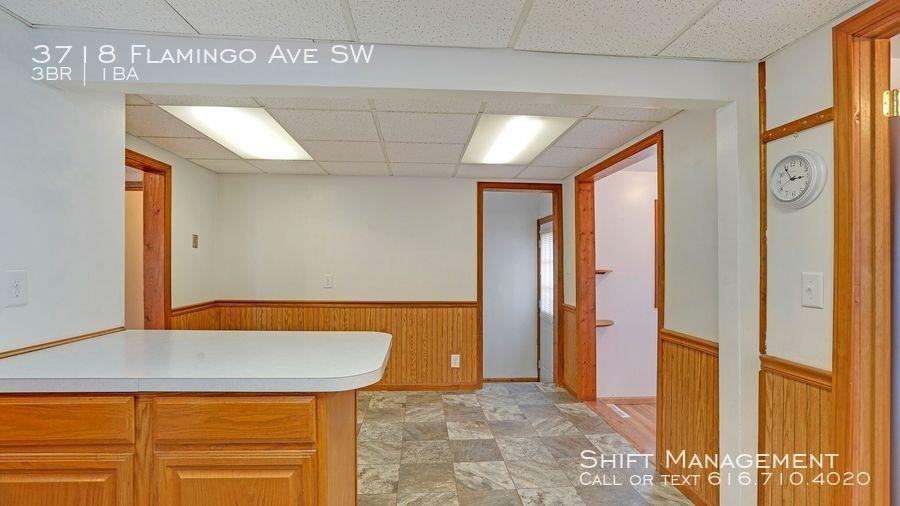 3718 Flamingo Ave SW - Photo 2 of 19