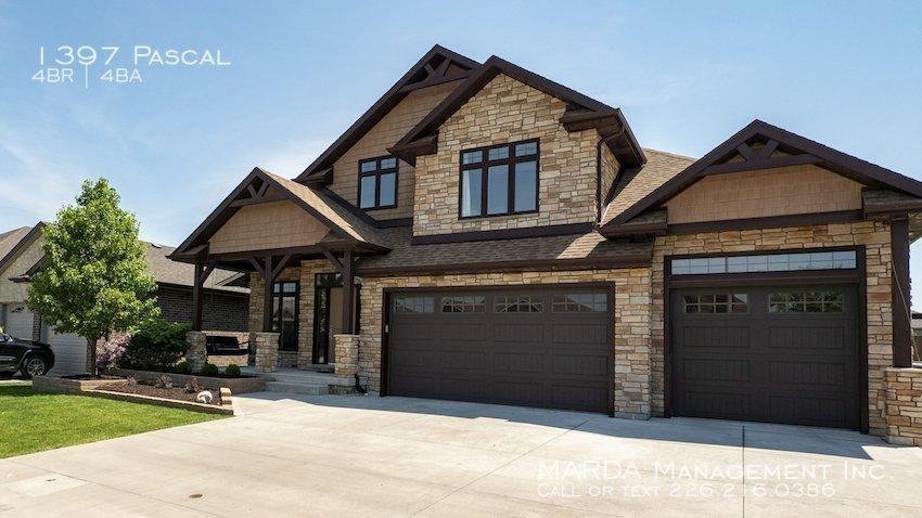 1397 Pascal Ave - Photo 3 of 33