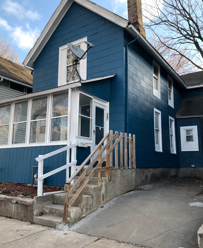 347 Maple Boulevard - Photo 2 of 20