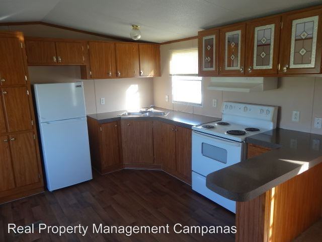 1636 Cave Dr - Photo 3 of 10