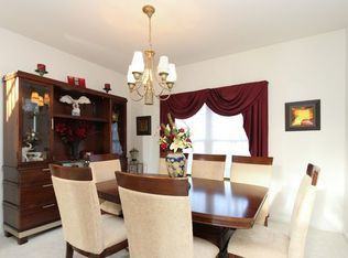 1419 White Oak Ln - Photo 3 of 13