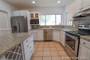 1860 Southwest 4th Avenue - Photo 2 of 7