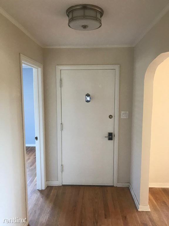 911 Arnold Way - Photo 3 of 8