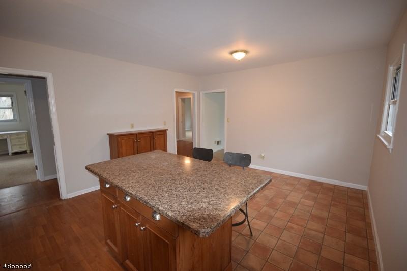 128 N Lake Shore Dr - Photo 3 of 15