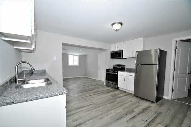 18623 W Hickory Pl - Photo 3 of 25