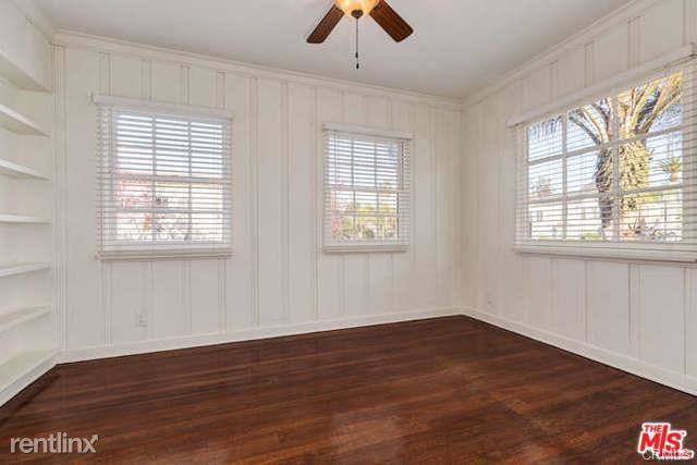 1105 S Genesee Ave - Photo 3 of 10