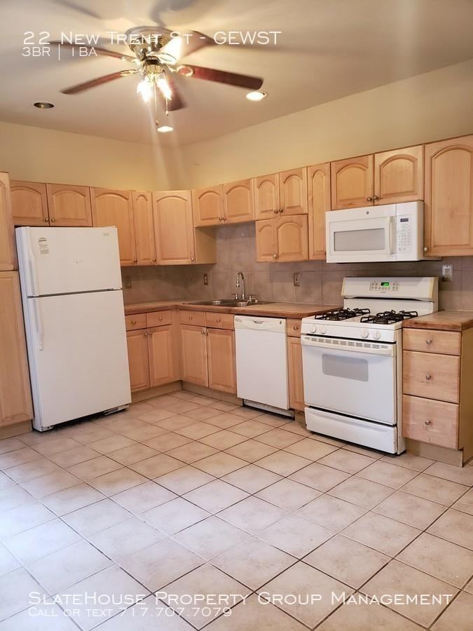 22 Trent Ave - Photo 2 of 5