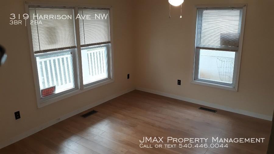 319 Harrison Ave NW - Photo 2 of 11