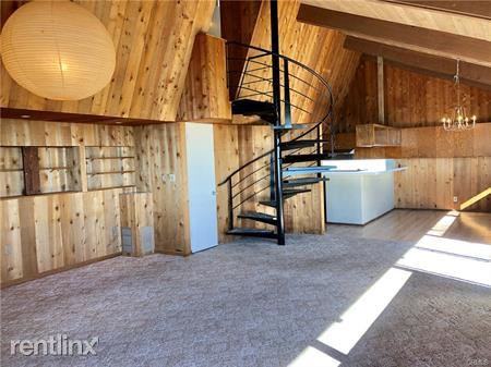 320 Ashton Dr - Photo 3 of 16