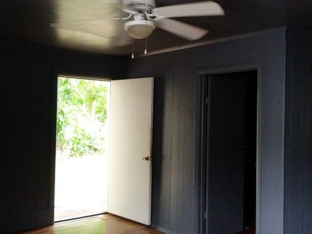 2111 Elgin St - Photo 2 of 17