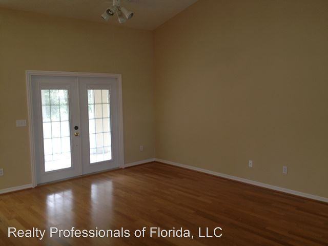 418 Regatta Dr - Photo 2 of 10