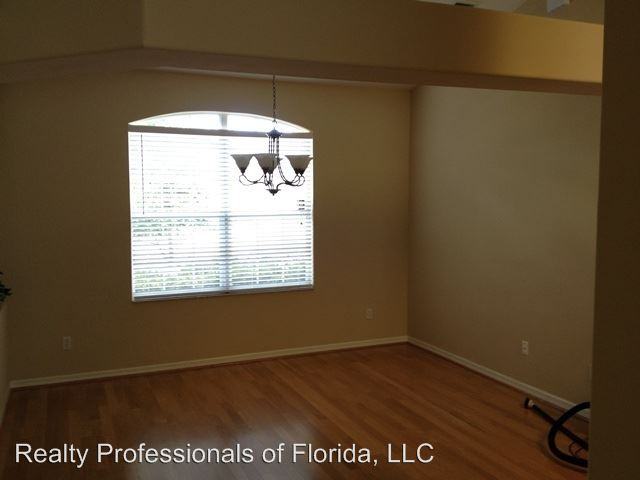 418 Regatta Dr - Photo 3 of 10