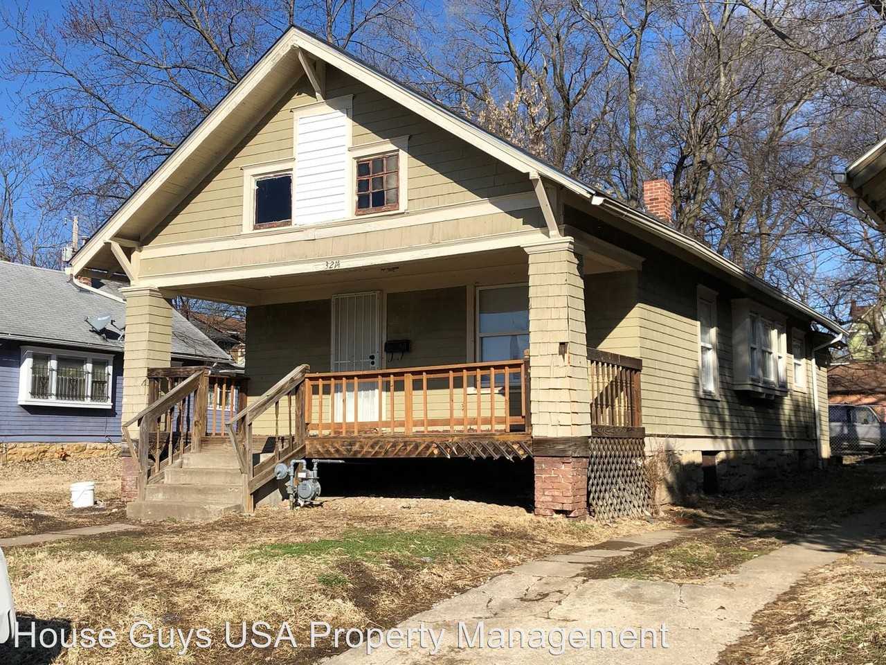 3214 E 30 Terrace - Photo 2 of 13