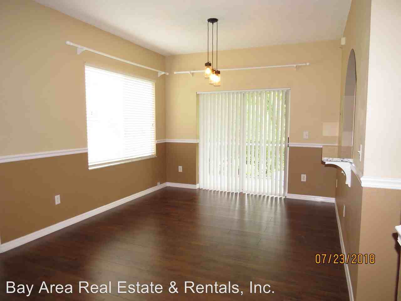 18117 Paradise Point Dr - Photo 3 of 19