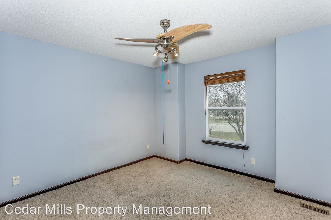 1614 Browning Ct - Photo 3 of 5