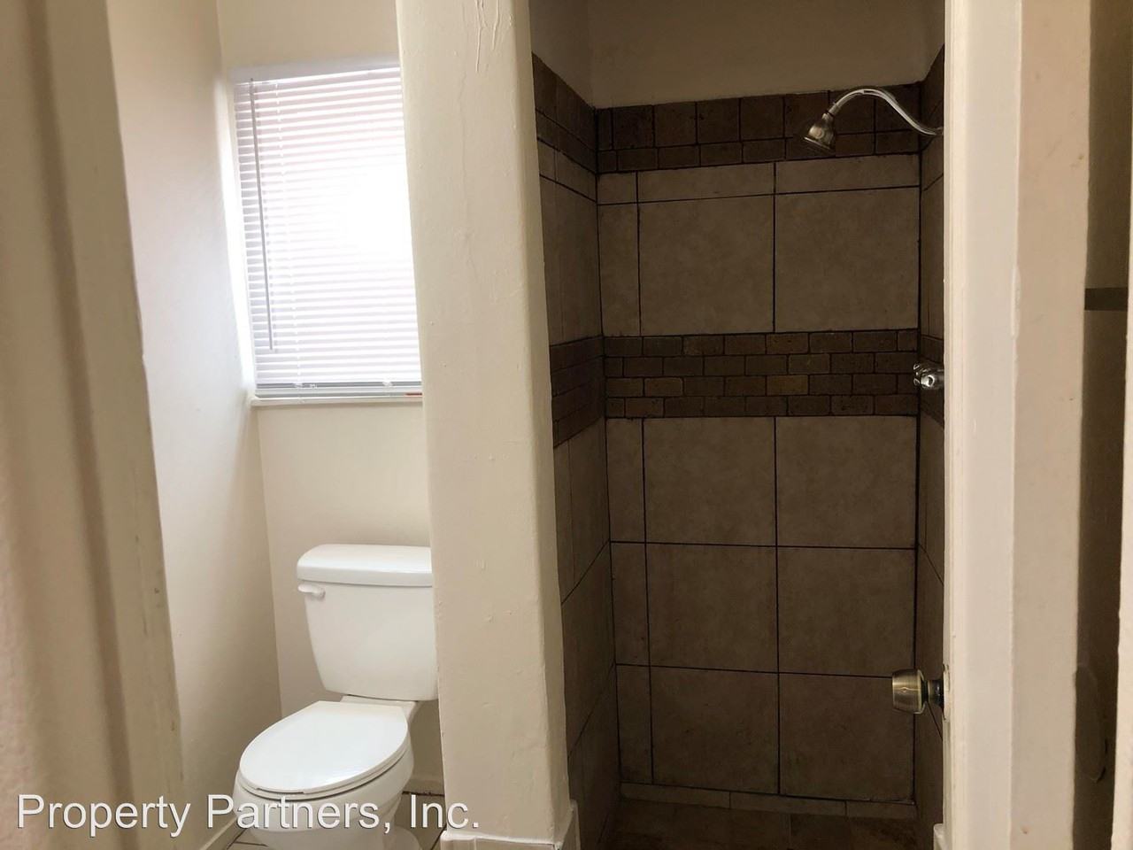 201 Tennessee St NE - Photo 2 of 4